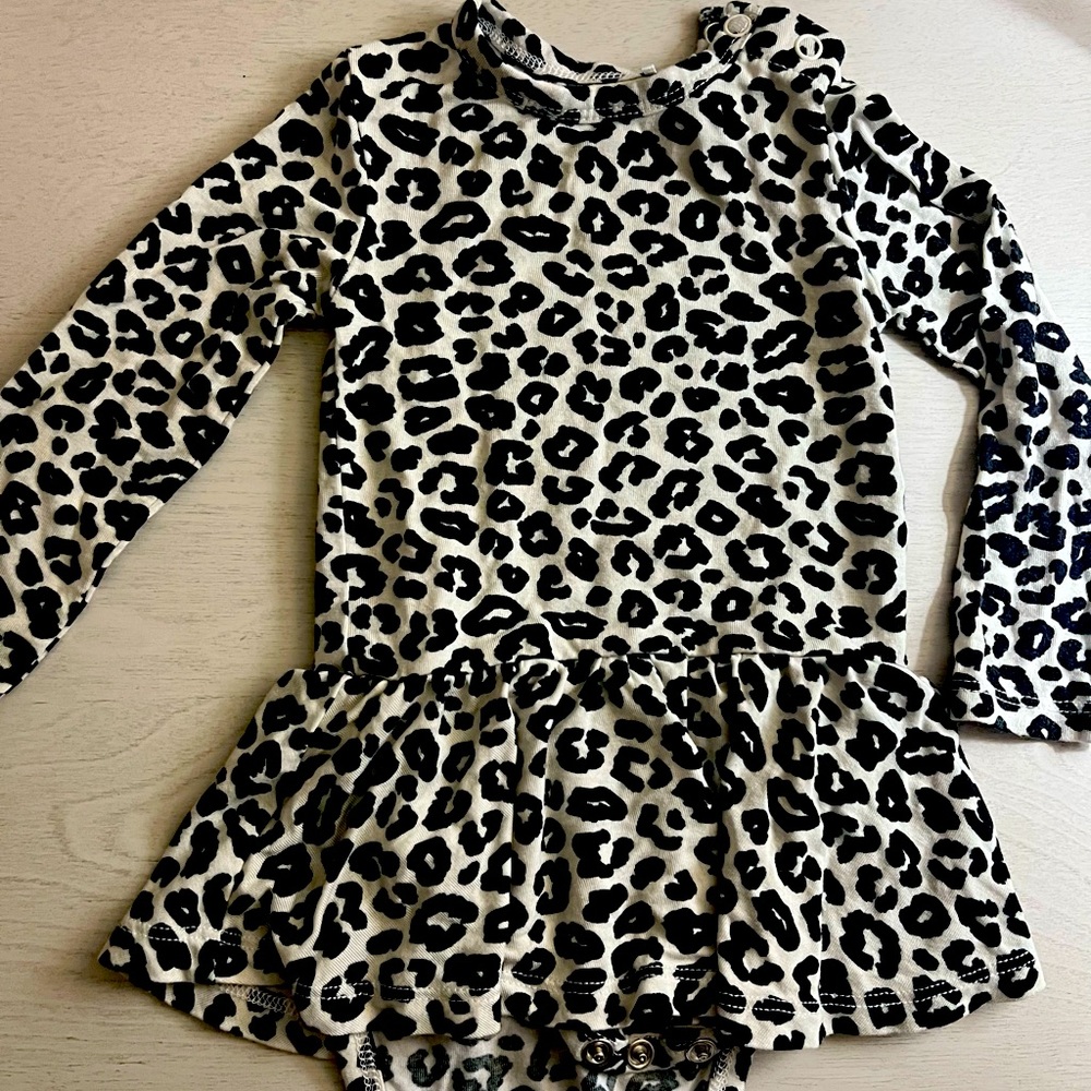Posh Peanut Leopard Onesize